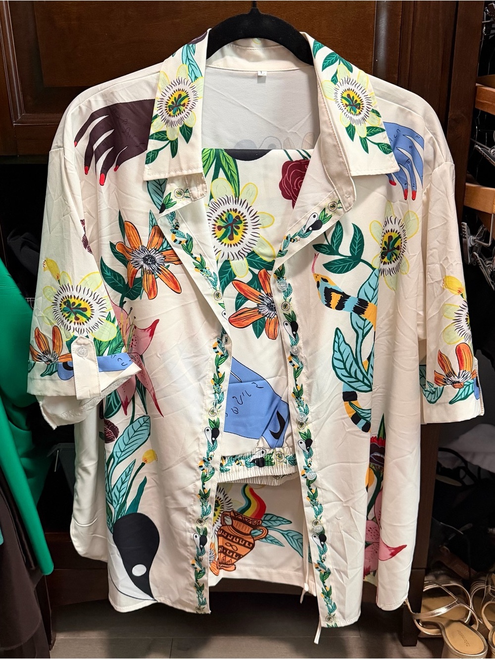 Cream Floral & Animal Print Satin Button-Up Shirt and Pants Set Pajama Daywear - Picture 4 of 4